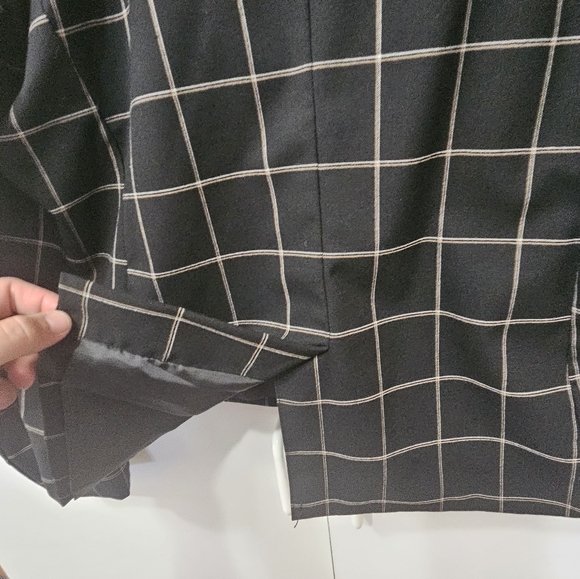 Liz Claiborne Womes jacket size 16. - Picture 9 of 13